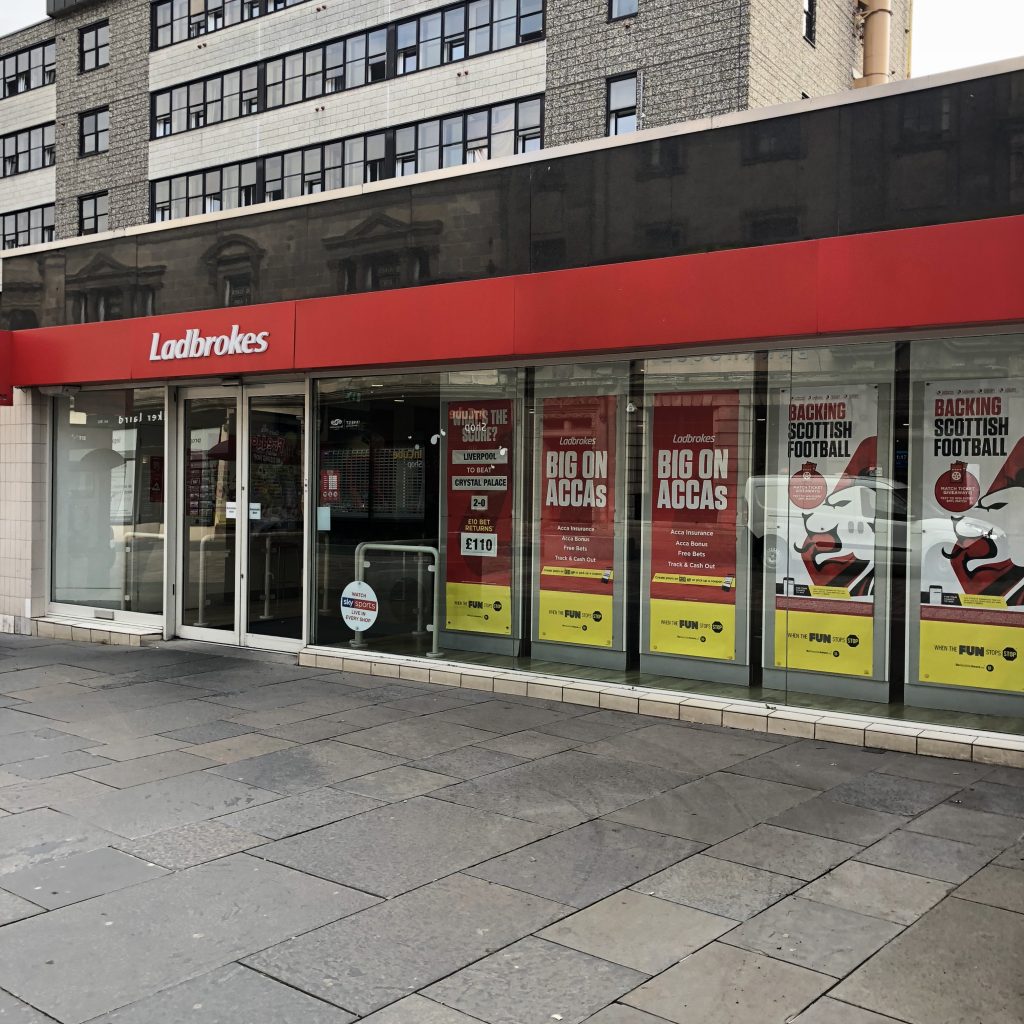 spinfest απόσυρση